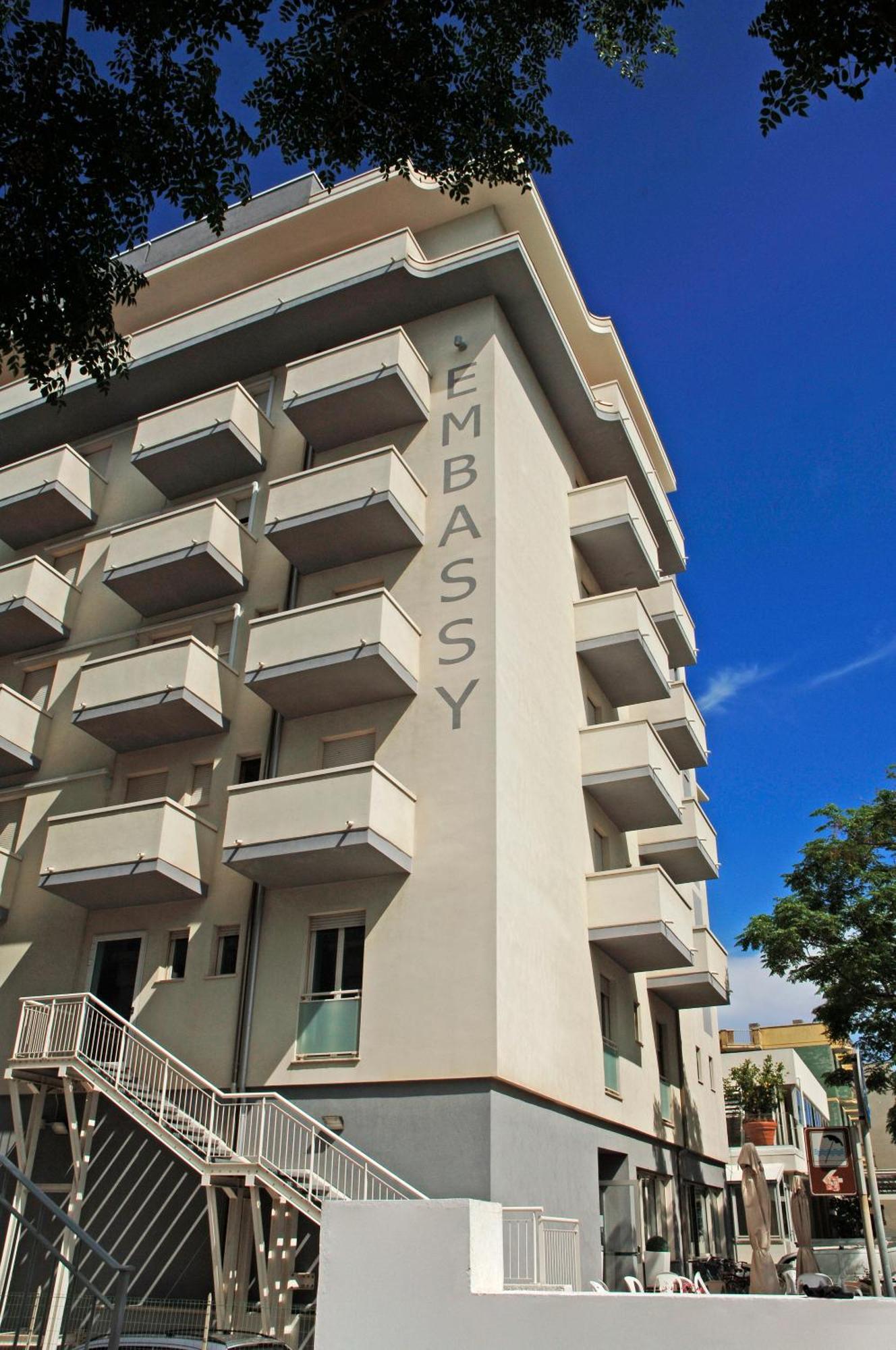 Hotel Embassy Pesaro Esterno foto